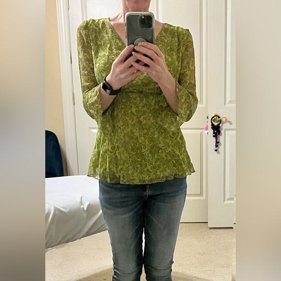 NWT - Faded Glory Blouse - SMALL - Lime Green - Picture 3 of 10